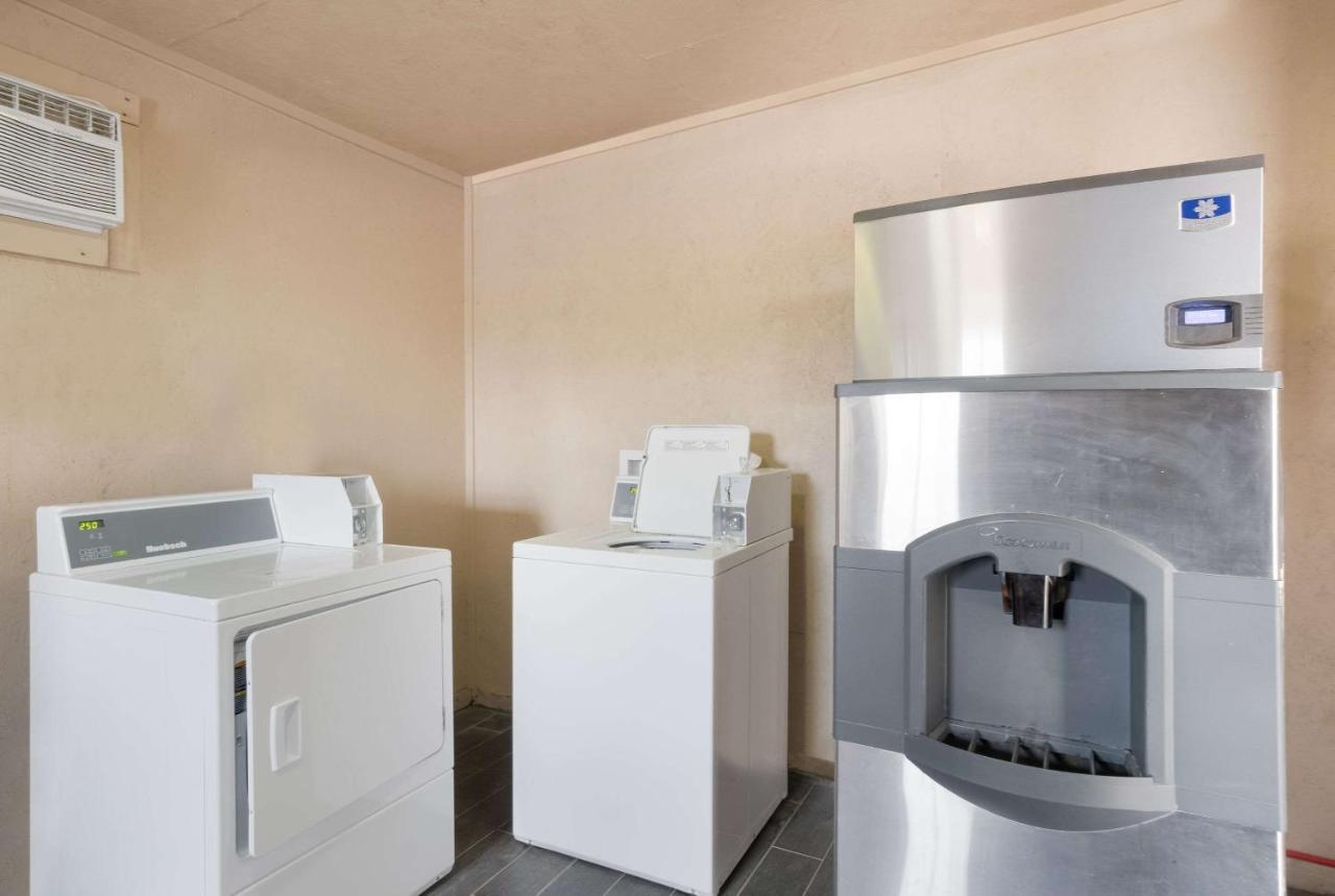 Econo Lodge Ripley Dış mekan fotoğraf