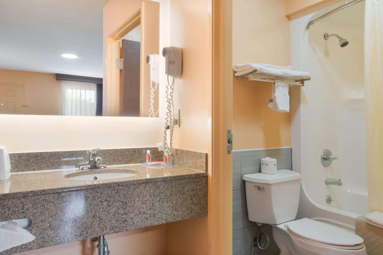 Econo Lodge Ripley Dış mekan fotoğraf