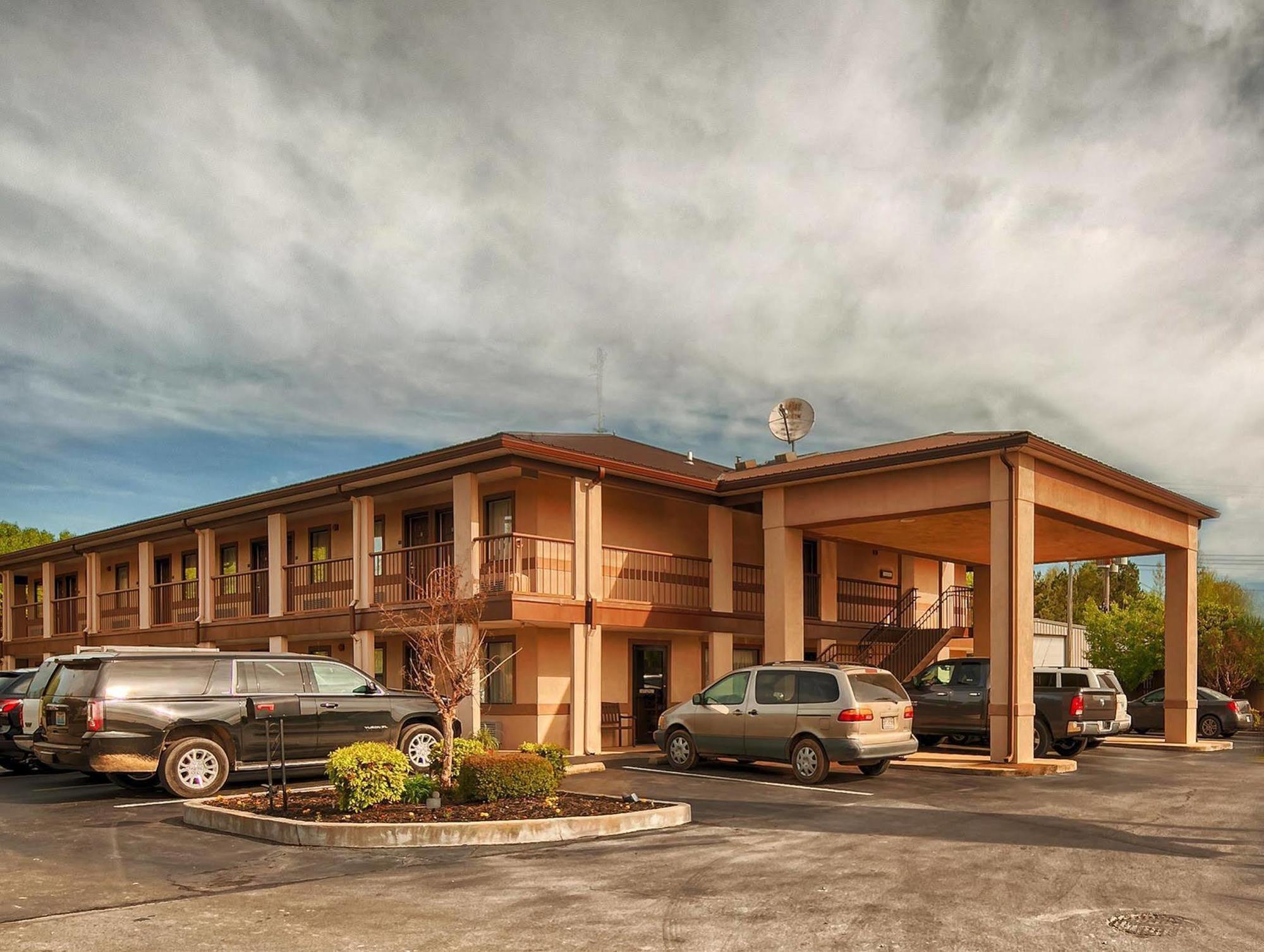 Econo Lodge Ripley Dış mekan fotoğraf